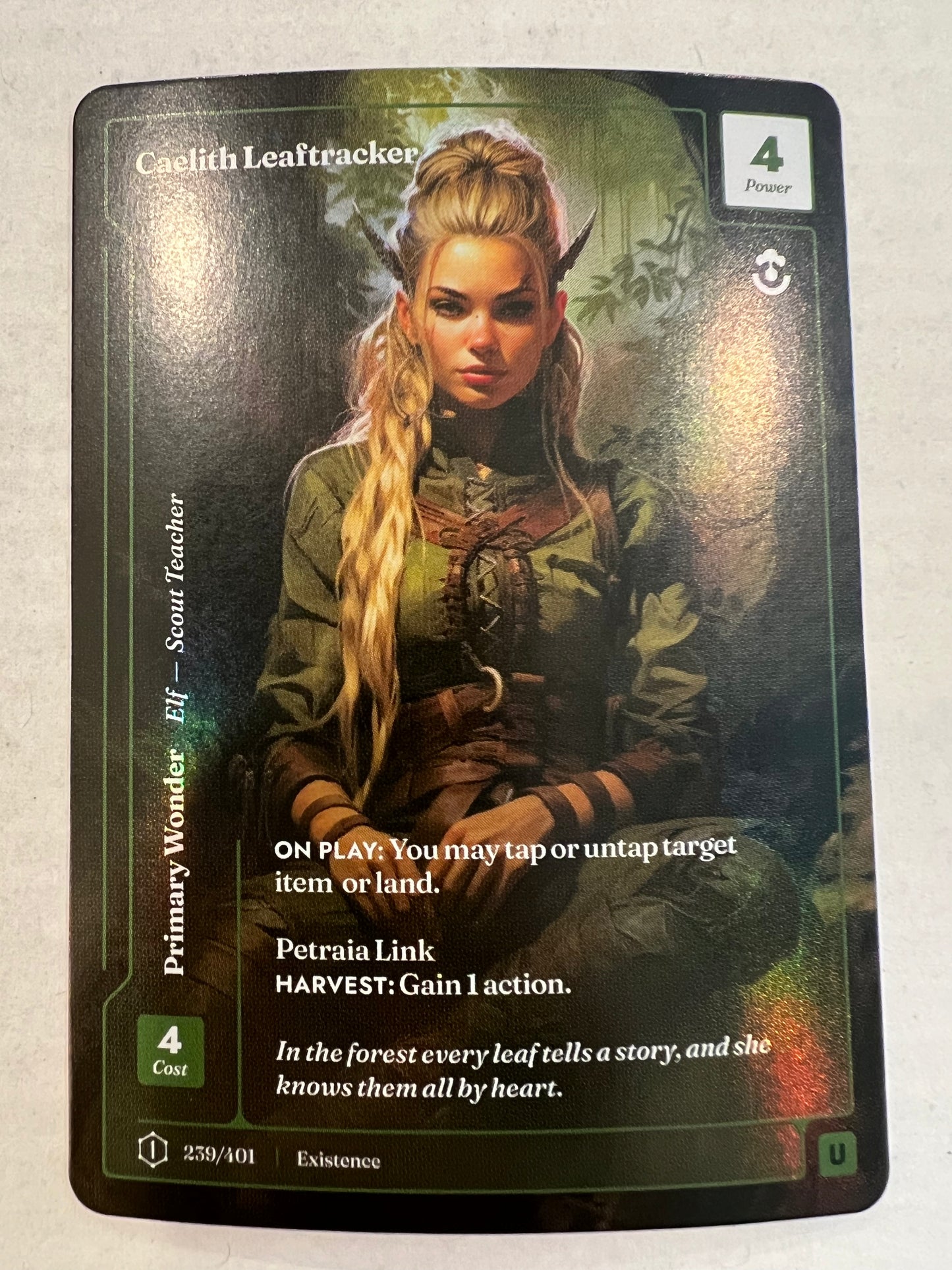 Caelith Leaftracker -  239/401 FORMLESS FOIL 1st Edition Logo Uncommon